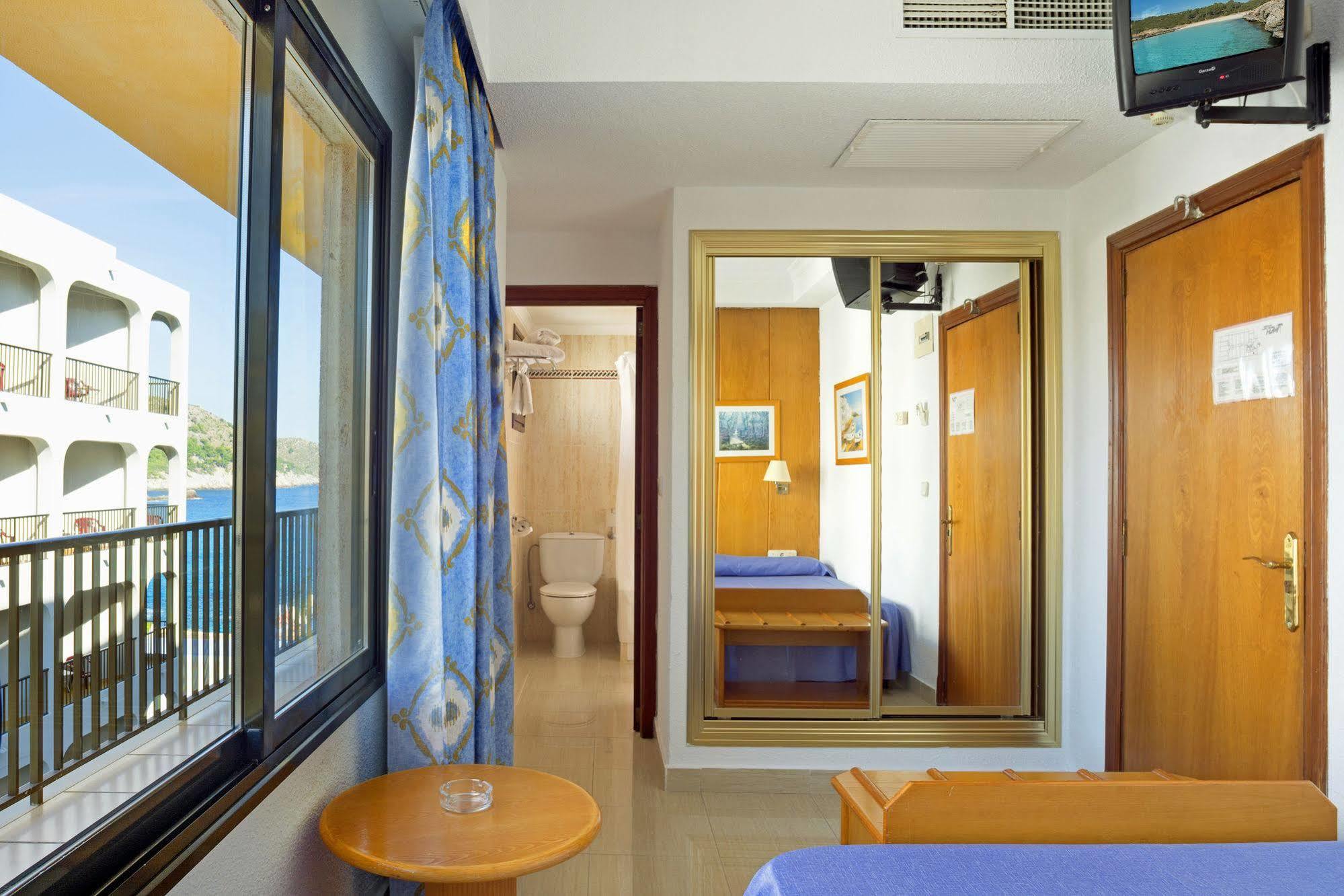 Hotel Hsm Regana - Adults Only Cala Ratjada  Esterno foto